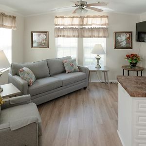 One-Bedroom Cottage
